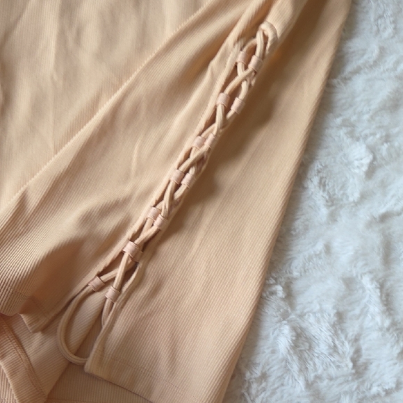 H&M Cream Ribbed Midi Skirt - Picture 3 of 5